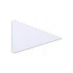 Raspador Espátula Plástica Triangular Para Confeitos Branco 13 cm SOLRAC
