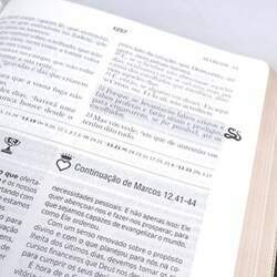 Bíblia de Estudo Batalha Espiritual e Vitória Financeira ARC Capa Luxo Flores Preta