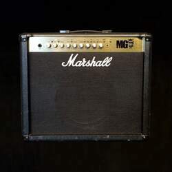 Combo Guitarra Marshall MG-100FX 100w RMS - (Usado)