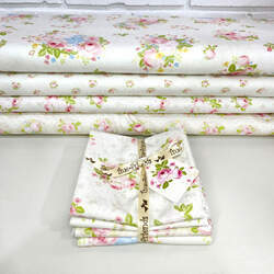 Kit de Tecidos 50 x 75cm 4 estampas True Friends Rose Garden Off White