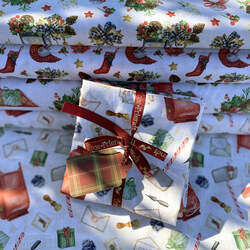 Kit de Tecidos 50 x 75cm 4 estampas True Friends Christmas Time Off White