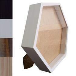 Moldura Caixa Alta Hexagonal com Vidro para Quadros Quilling e Scrapbook Mais Fundo em Mdf com Suporte - 1,5x6,5