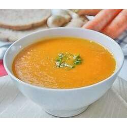 Sopa Creme de Legumes com Caldo de Carne da Casa