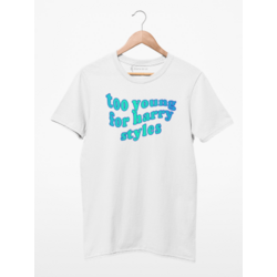 Camiseta Too Young For Harry
